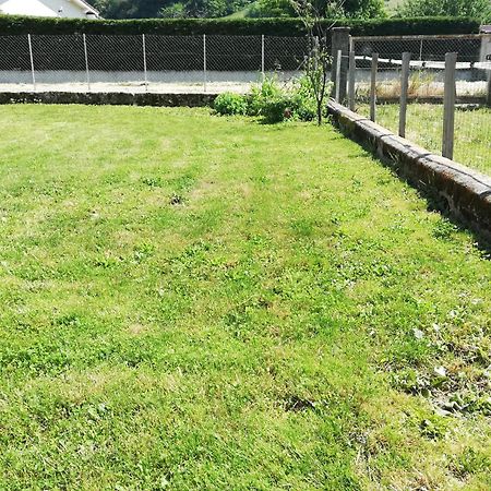 Maison De 100M2 Au Coeur D'Une Pension Equestre Les Sabots De Nina Marcollin ภายนอก รูปภาพ